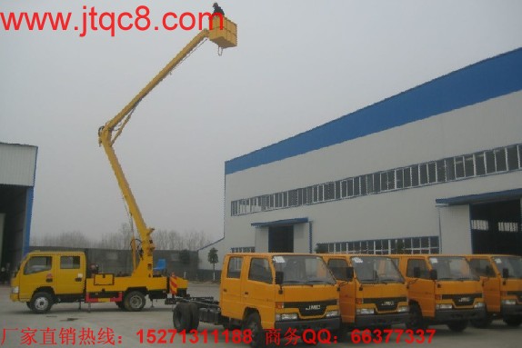 江鈴13.5米登高車(chē)主要用于:電力公司(包括路燈維修,監(jiān)控安裝,電力搶修)、廣告公司、家政服務(wù)、市政園林裁剪、企業(yè)廠房、碼頭通信、機(jī)場(chǎng)、造(修)船、交通、廣告、攝影等高空作業(yè)領(lǐng)域。