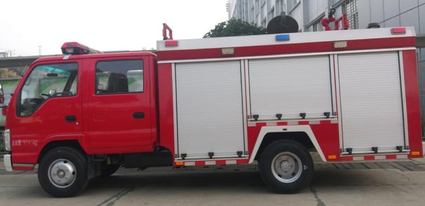 五十鈴水罐消防車(2-2.5T)