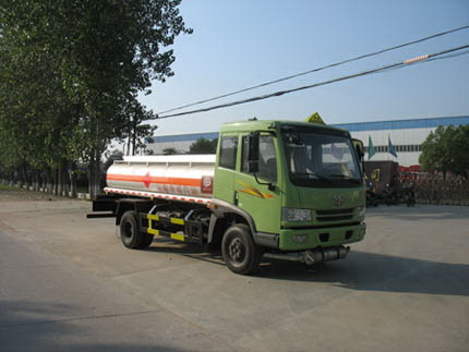 解放單橋輕型油罐車(加油車)